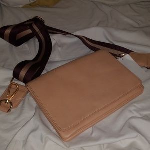Small beige bag